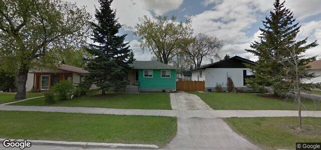 Larawan ng 858 Parkhill Street sa Winnipeg, Manitoba
