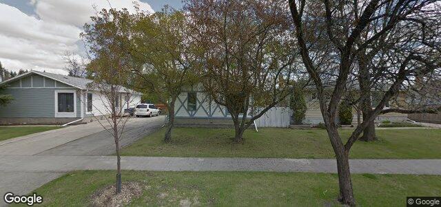 Larawan ng 861 Parkhill Street sa Winnipeg, Manitoba
