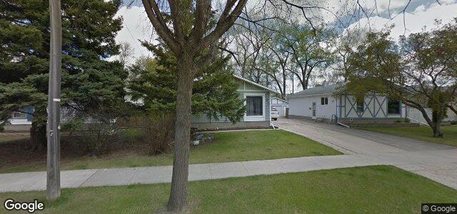 Larawan ng 865 Parkhill Street sa Winnipeg, Manitoba