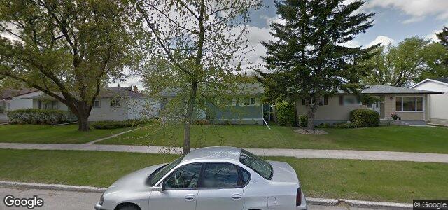 Photo of 890 Parkdale Street in Winnipeg, Manitoba