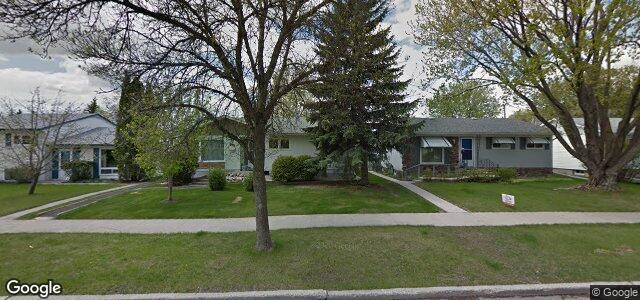 Larawan ng 890 Parkhill Street sa Winnipeg, Manitoba