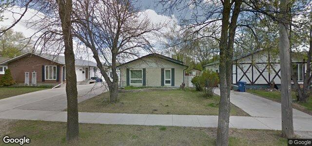 Larawan ng 901 Parkhill Street sa Winnipeg, Manitoba
