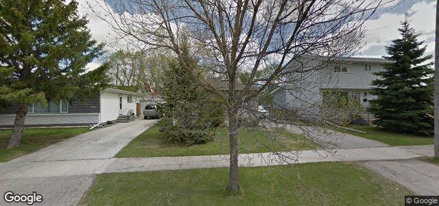 Larawan ng 903 Vimy Road sa Winnipeg, Manitoba