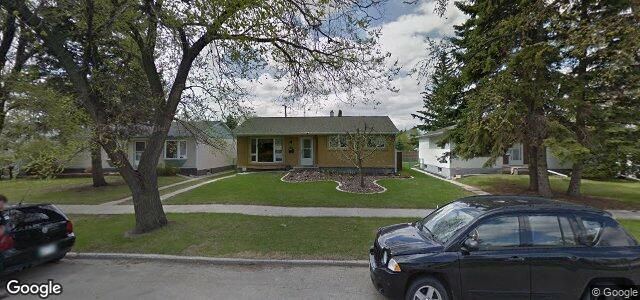 Larawan ng 906 Parkdale Street sa Winnipeg, Manitoba