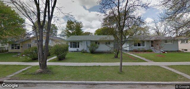 Photo of 906 Parkhill Street in Winnipeg, Manitoba