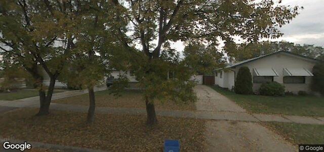 Larawan ng 915 Vimy Road sa Winnipeg, Manitoba