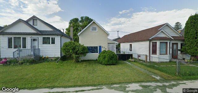 Larawan ng 530 Castle Avenue sa Winnipeg, Manitoba