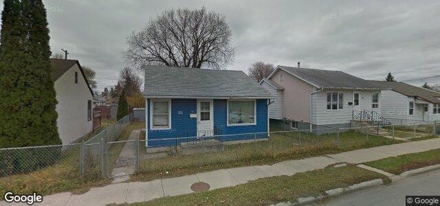 Larawan ng 552 Chalmers Avenue sa Winnipeg, Manitoba
