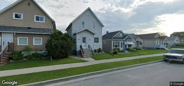 Larawan ng 557 Castle Avenue sa Winnipeg, Manitoba