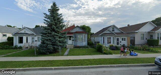 Larawan ng 573 Castle Avenue sa Winnipeg, Manitoba