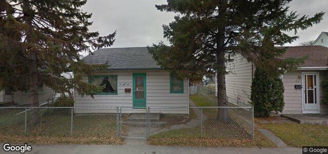 Larawan ng 584 Chalmers Avenue sa Winnipeg, Manitoba