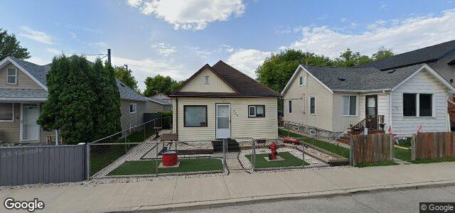 Larawan ng 584 Riverton Avenue sa Winnipeg, Manitoba