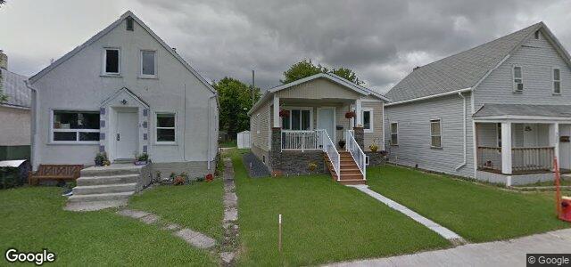 Photo of 592 Union Avenue E in Winnipeg, Manitoba