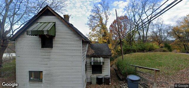 Larawan ng 595 Castle Avenue sa Winnipeg, Manitoba