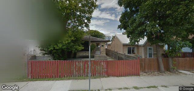 Photo of 619 Castle Avenue in Winnipeg, Manitoba