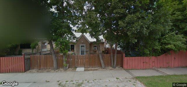 Photo of 621 Castle Avenue in Winnipeg, Manitoba