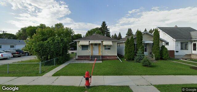 Larawan ng 642 Castle Avenue sa Winnipeg, Manitoba