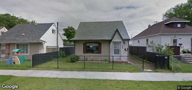 Larawan ng 643 Harbison Avenue E sa Winnipeg, Manitoba