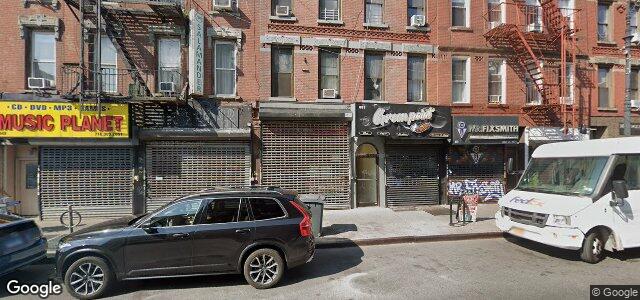 Larawan ng 651 Manhattan Avenue sa Winnipeg, Manitoba