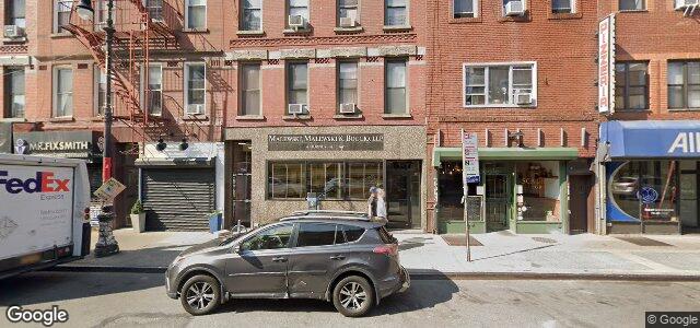 Larawan ng 657 Manhattan Avenue sa Winnipeg, Manitoba