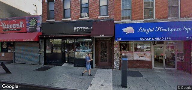 Larawan ng 664 Manhattan Avenue sa Winnipeg, Manitoba