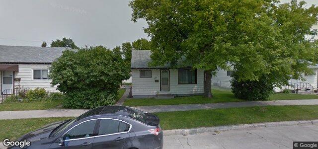 Larawan ng 693 Martin Avenue E sa Winnipeg, Manitoba