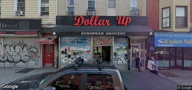 Larawan ng 712 Manhattan Avenue sa Winnipeg, Manitoba