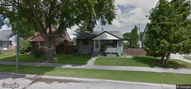 Larawan ng 715 Harbison Avenue E sa Winnipeg, Manitoba