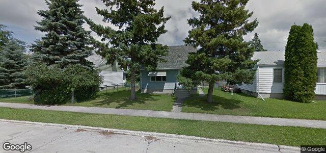 Larawan ng 735 Harbison Avenue E sa Winnipeg, Manitoba
