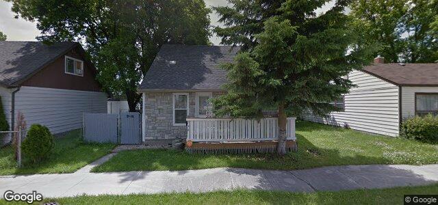 Larawan ng 738 Martin Avenue E sa Winnipeg, Manitoba