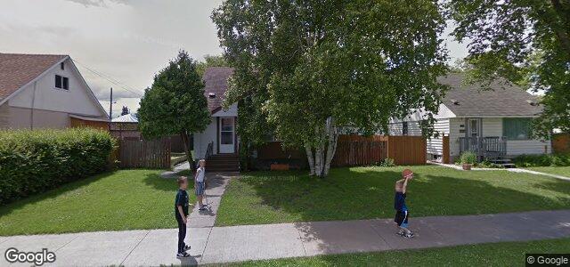 Larawan ng 802 Harbison Avenue E sa Winnipeg, Manitoba