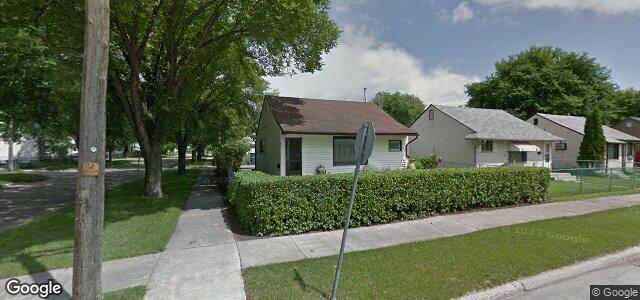 Larawan ng 811 Martin Avenue E sa Winnipeg, Manitoba