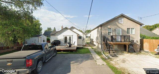 Larawan ng 833 Martin Avenue E sa Winnipeg, Manitoba