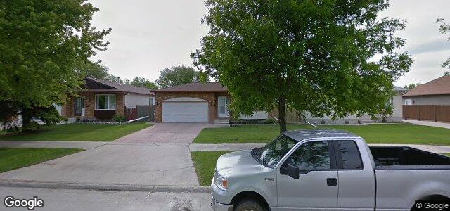 Larawan ng 11 Blackthorne Bay sa Winnipeg, Manitoba