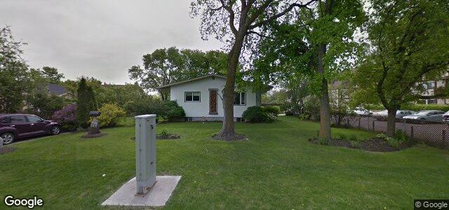 Larawan ng 1121 Diplomat Drive sa Winnipeg, Manitoba