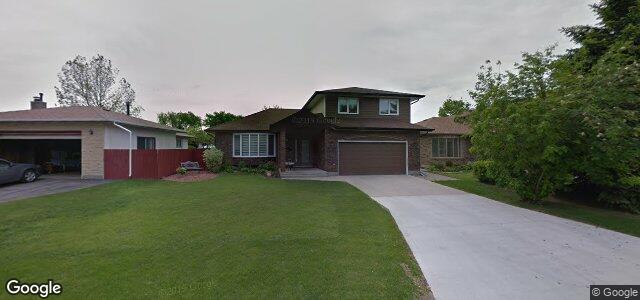 Larawan ng 1133 Diplomat Drive sa Winnipeg, Manitoba