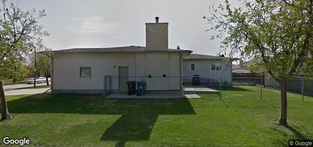 Larawan ng 115 Meredith Bay sa Winnipeg, Manitoba