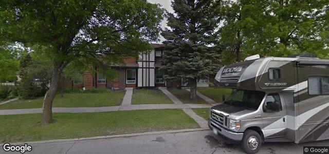 Larawan ng 1204 Diplomat Drive sa Winnipeg, Manitoba