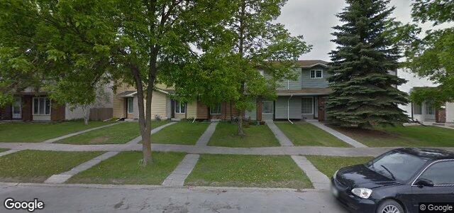 Larawan ng 1214 Diplomat Drive sa Winnipeg, Manitoba