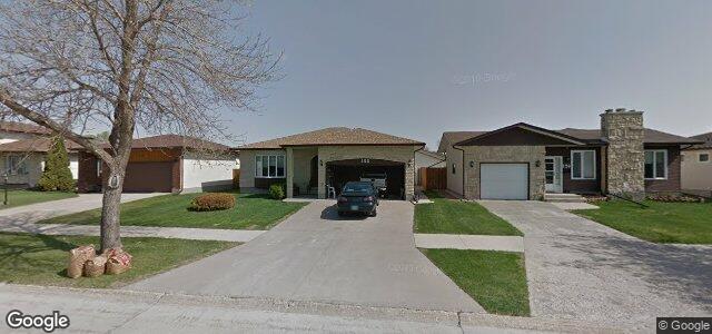 Larawan ng 122 Meredith Bay sa Winnipeg, Manitoba