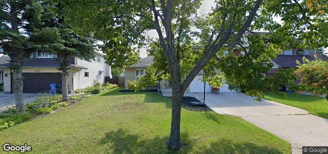 124 Ambassador Row（加拿大曼尼托巴省温尼伯市）房屋照片