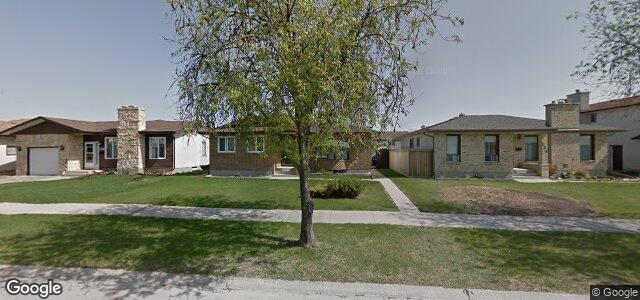 Photo of 130 Meredith Bay in Winnipeg, Manitoba