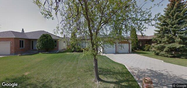 Larawan ng 131 Meredith Bay sa Winnipeg, Manitoba