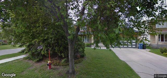 Larawan ng 136 Ambassador Row sa Winnipeg, Manitoba