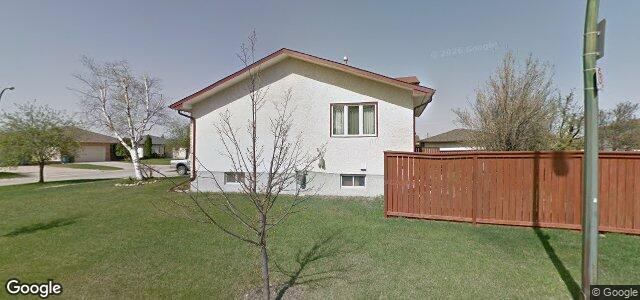 Larawan ng 138 Meredith Bay sa Winnipeg, Manitoba