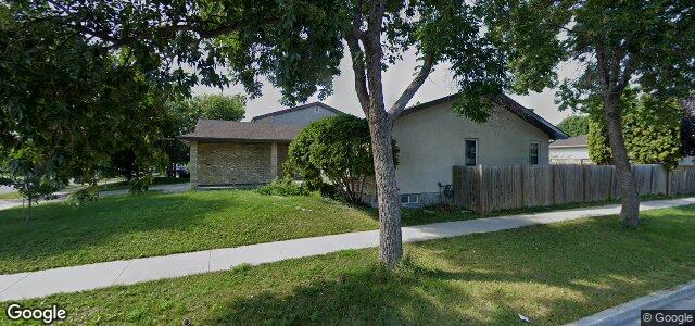 Larawan ng 139 Ambassador Row sa Winnipeg, Manitoba