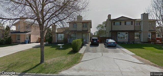 Larawan ng 15 Brambleberry Place sa Winnipeg, Manitoba