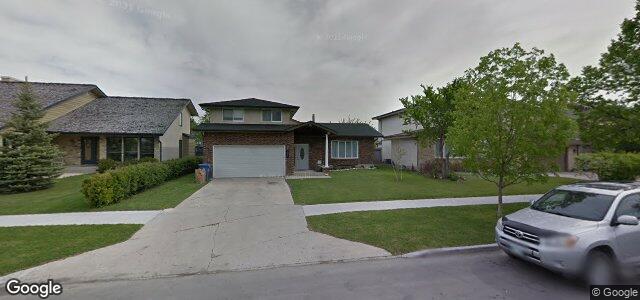 Larawan ng 151 Ambassador Row sa Winnipeg, Manitoba