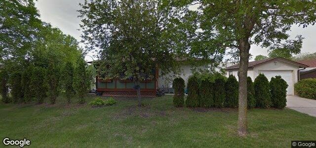 Larawan ng 18 Blackthorne Bay sa Winnipeg, Manitoba