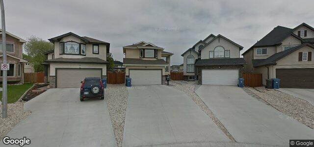 Larawan ng 18 Harry Lehotsky Cove sa Winnipeg, Manitoba